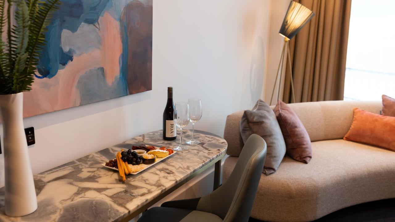 Horizon By Skycity Όκλαντ Εξωτερικό φωτογραφία A wine tasting at the hotel